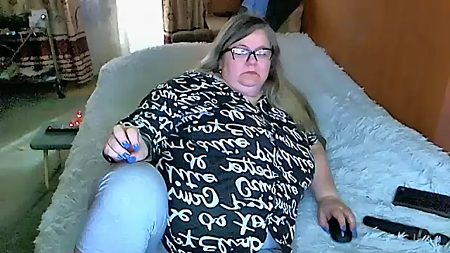 sex2 online show from 03-18-25, 01:43