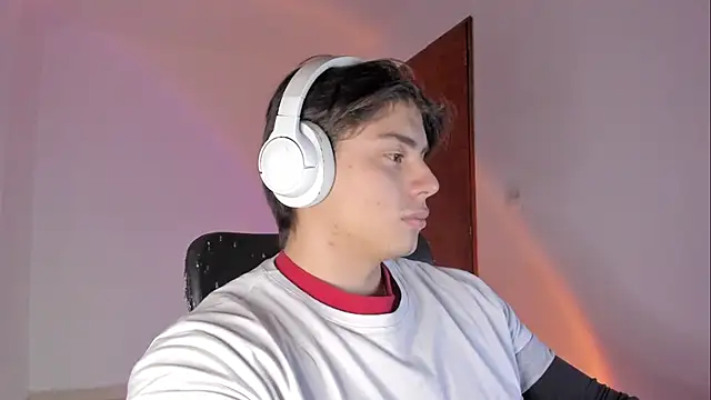 Giordano Russo online show from 04-02-26, 01:25