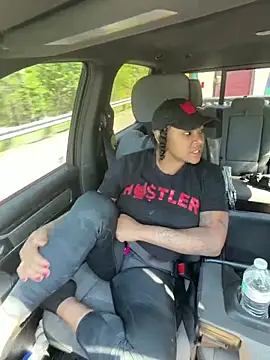 HaloRodeoLover2 online show from 04-18-26, 03:05