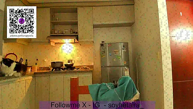 Snapshot of _Lunnaa_ chatting on 01-17-26, 01:21 Lunnaa online show from 01-17-26, 01:21