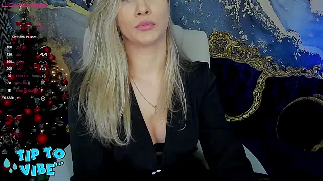 Snapshot of CassandraGood chatting on 12-21-24, 08:43 CassandraGood online show from 12-21-24, 08:43