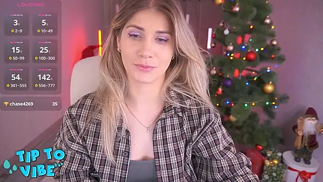 Snapshot of CassandraGood chatting on 12-30-24, 03:03 CassandraGood online show from 12-30-24, 03:03