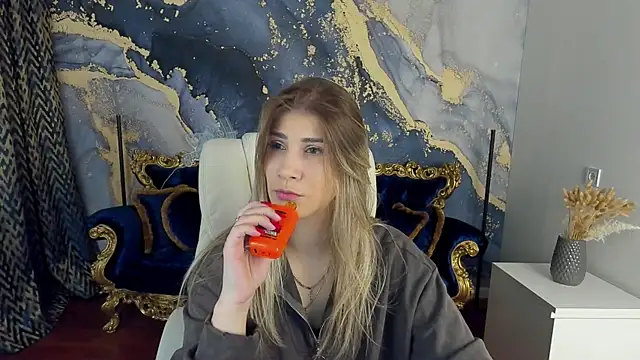 Snapshot of CassandraGood chatting on 03-13-25, 09:37 CassandraGood online show from 03-13-25, 09:37