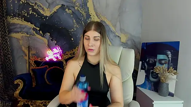 Snapshot of CassandraGood chatting on 03-16-25, 09:49 CassandraGood online show from 03-16-25, 09:49