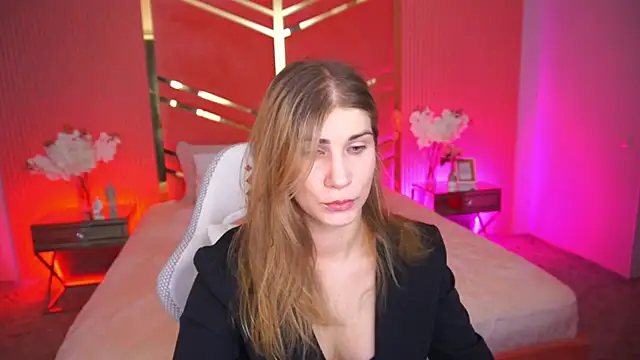 Snapshot of CassandraGood chatting on 09-09-25, 07:41 CassandraGood online show from 09-09-25, 07:41