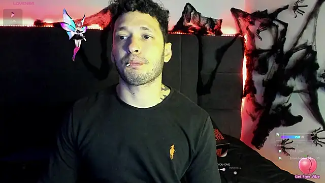 Snapshot of alejandro__2 chatting on 11-01-25, 05:42 alejandro 2 online show from 11-01-25, 05:42