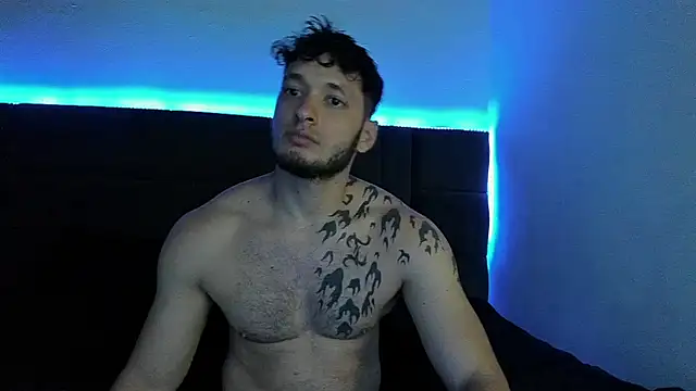 Snapshot of alejandro__2 chatting on 11-20-25, 12:49 alejandro 2 online show from 11-20-25, 12:49