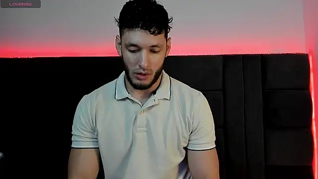 Snapshot of alejandro__2 chatting on 04-25-26, 04:59 alejandro 2 online show from 04-25-26, 04:59