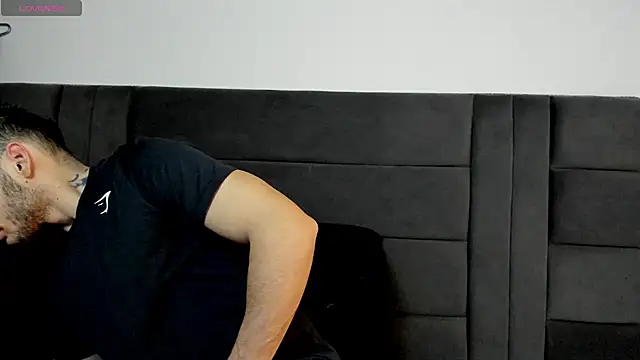 Snapshot of alejandro__2 chatting on 05-10-26, 08:03 alejandro 2 online show from 05-10-26, 08:03