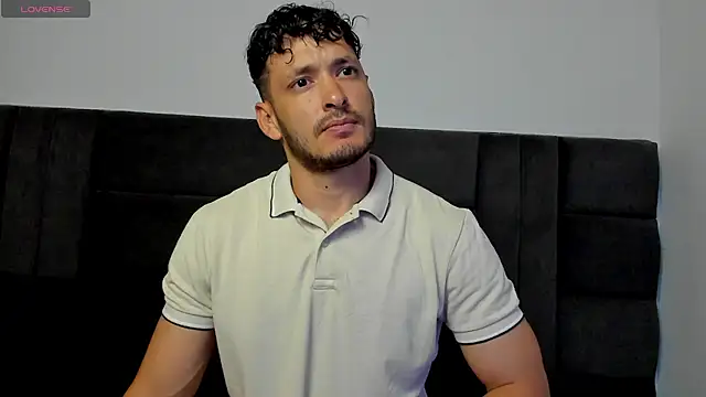 Snapshot of alejandro__2 chatting on 05-31-26, 04:14 alejandro 2 online show from 05-31-26, 04:14