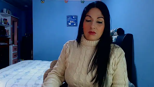 Snapshot of sahtlove1 chatting on 06-17-26, 04:41 sahtlove1 online show from 06-17-26, 04:41