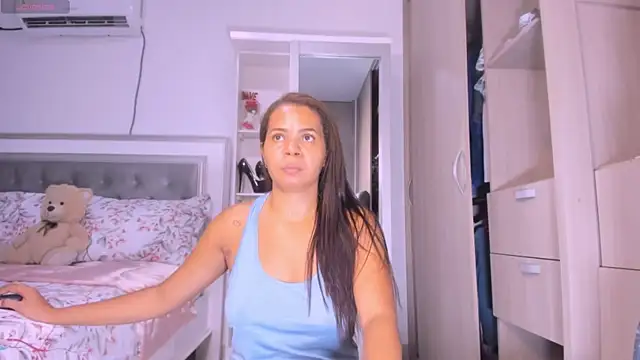 sharonDulce online show from 02-25-25, 02:03