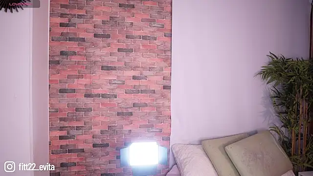 Lucy fit online show from 03-21-25, 09:12