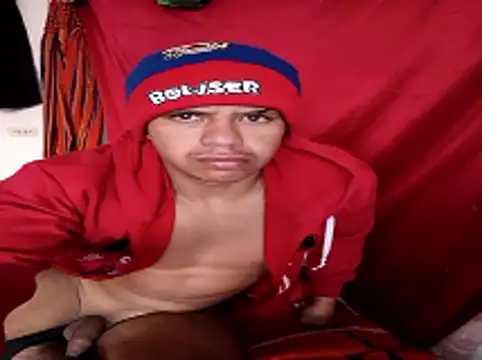 Snapshot of Monki1991 chatting on 10-20-25, 02:17 Monki1991 online show from 10-20-25, 02:17