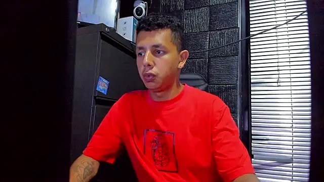 boy bigcock24cm online show from 06-04-26, 11:33