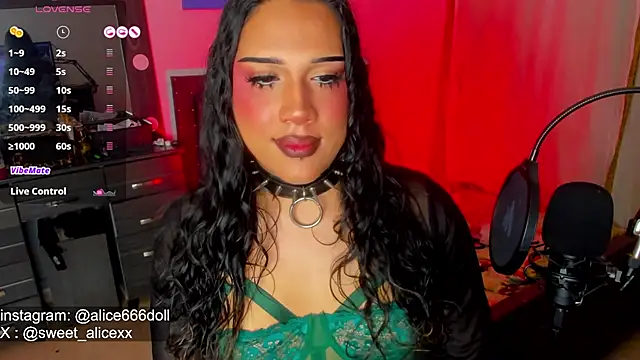 Snapshot of SWEET_ALICEXX chatting on 01-09-26, 02:53 SWEET ALICEXX online show from 01-09-26, 02:53