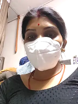 Snapshot of Your_chahat chatting on 02-10-26, 04:33 Your chahat online show from 02-10-26, 04:33