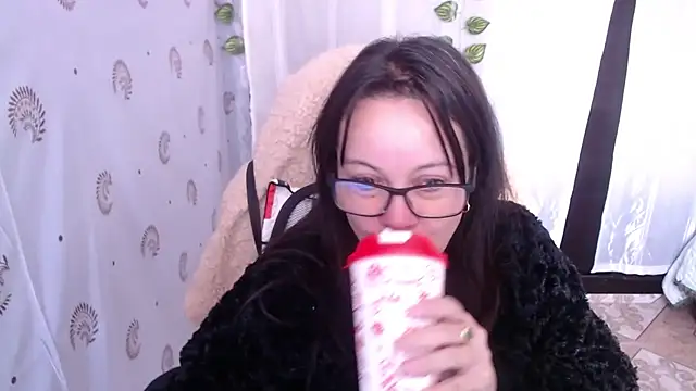 Sonialorens  online show from 02-15-25, 02:55