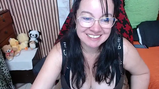 Sonialorens  online show from 10-04-25, 08:40