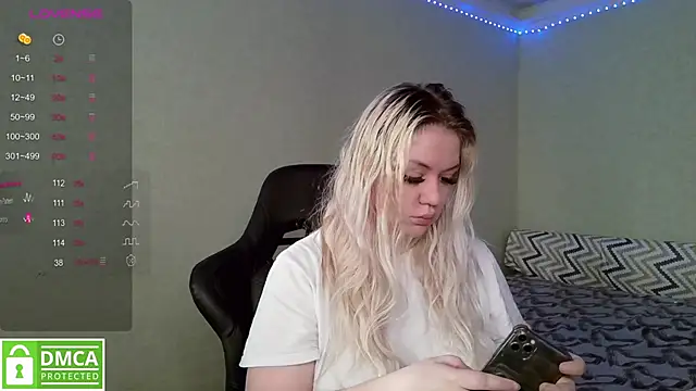 elven dreams  online show from 01-21-25, 08:08