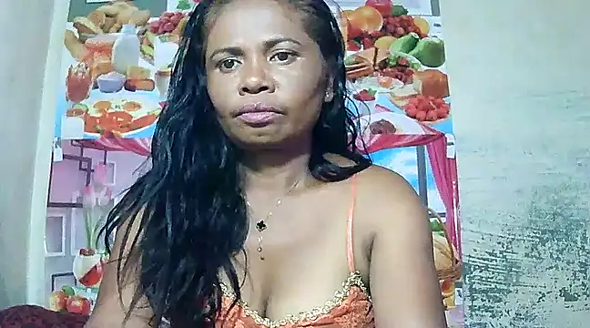 Snapshot of Hyncam chatting on 03-11-25, 01:34 Hyncam online show from 03-11-25, 01:34