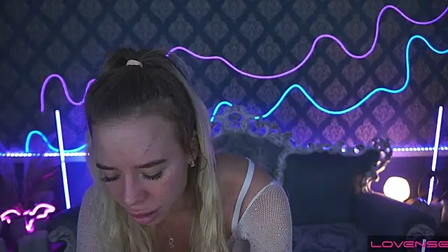 Snapshot of Sexy_Ira chatting on 01-29-25, 10:16 Sexy Ira online show from 01-29-25, 10:16