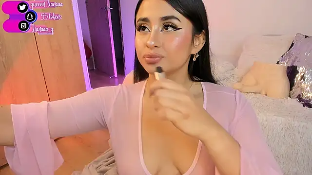 Snapshot of Queen_liana chatting on 01-21-25, 08:52 Queen liana online show from 01-21-25, 08:52