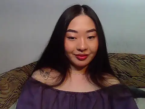 Snapshot of Aleksa_Blackdream chatting on 05-21-26, 07:37 Aleksa Blackdream online show from 05-21-26, 07:37