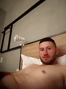 Snapshot of Juninho5755 chatting on 11-14-25, 12:20 Juninho5755 online show from 11-14-25, 12:20