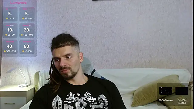 Aestheticguy101 online show from 10-22-25, 10:59