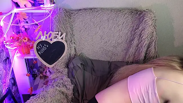 sarakaell online show from 11-09-25, 01:26