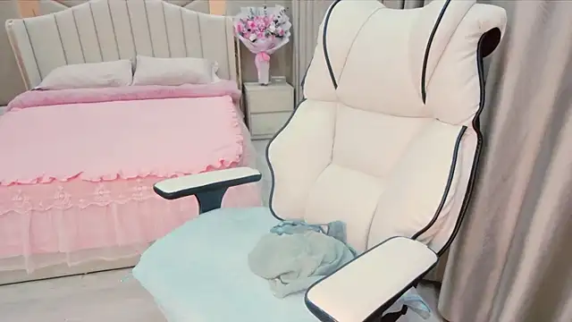 Girl  Funny online show from 01-15-25, 02:24