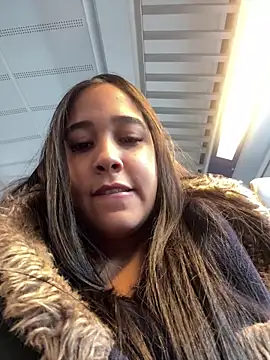 Snapshot of WHAAATTTTTTTTTT chatting on 12-15-25, 11:36 WHAAATTTTTTTTTT online show from 12-15-25, 11:36