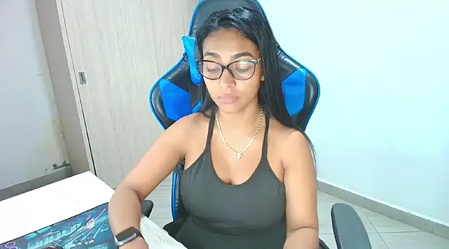 sophiax-x online show from 01-31-25, 07:18