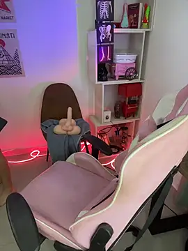 Emma Wish online show from 02-02-26, 03:44