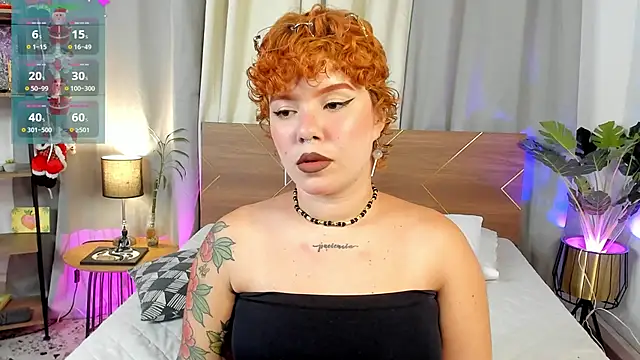 Amy art online show from 11-26-25, 08:43