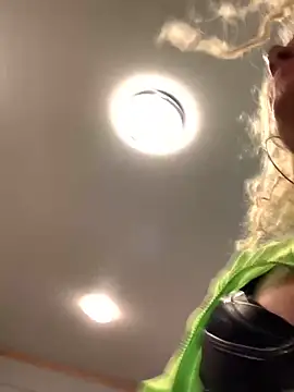 Snapshot of DreamGurlDaisy@xh chatting on 01-19-25, 08:07 DreamGurlDaisyxh online show from 01-19-25, 08:07