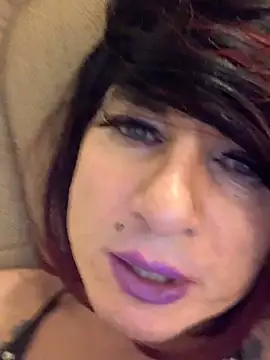 Snapshot of DreamGurlDaisy@xh chatting on 11-08-25, 04:51 DreamGurlDaisyxh online show from 11-08-25, 04:51