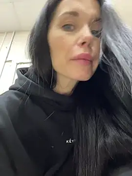 Snapshot of May_XX chatting on 01-03-25, 10:41 May XX online show from 01-03-25, 10:41