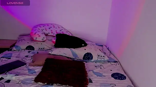 Abby Saenz01 online show from 12-20-24, 02:41