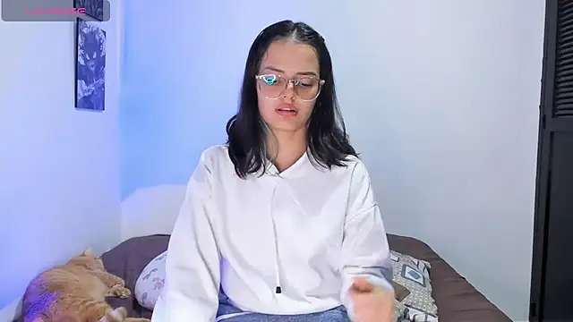 Abby Saenz01 online show from 09-30-25, 09:42