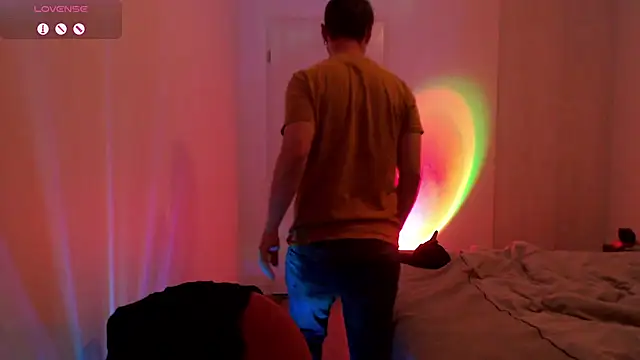 Thomas Mrd online show from 10-29-25, 02:03