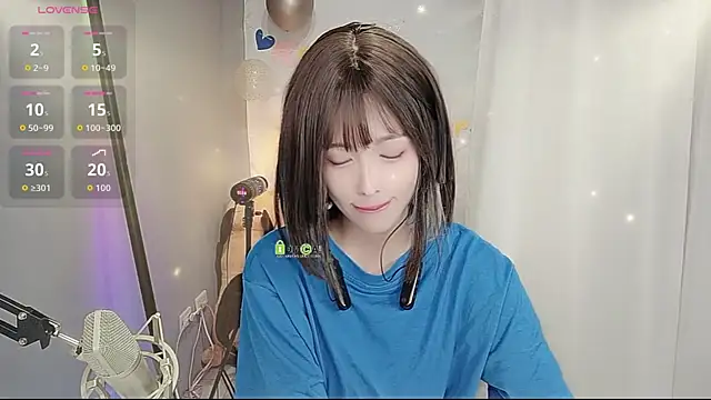 Snapshot of tw_lala chatting on 06-18-26, 03:27 tw lala online show from 06-18-26, 03:27