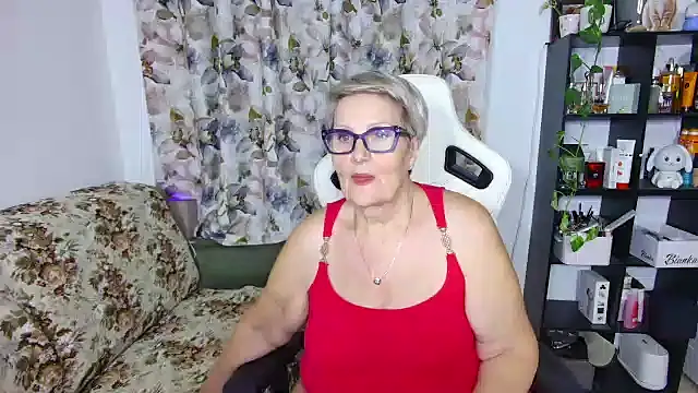 Snapshot of Selenna57 chatting on 01-24-25, 06:56 Selenna57 online show from 01-24-25, 06:56