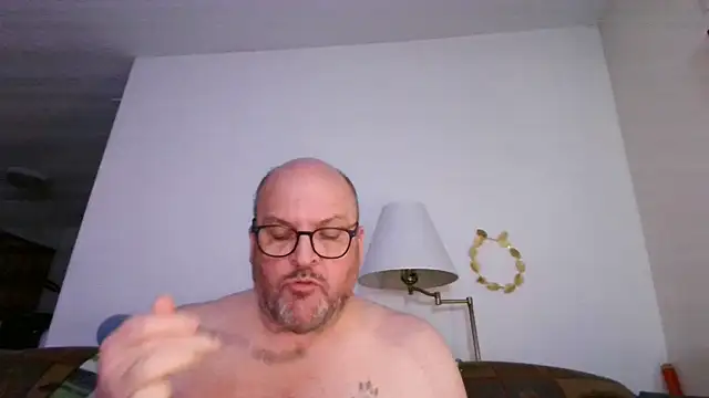 Snapshot of Ursulet_US chatting on 03-11-26, 10:49 Ursulet US online show from 03-11-26, 10:49