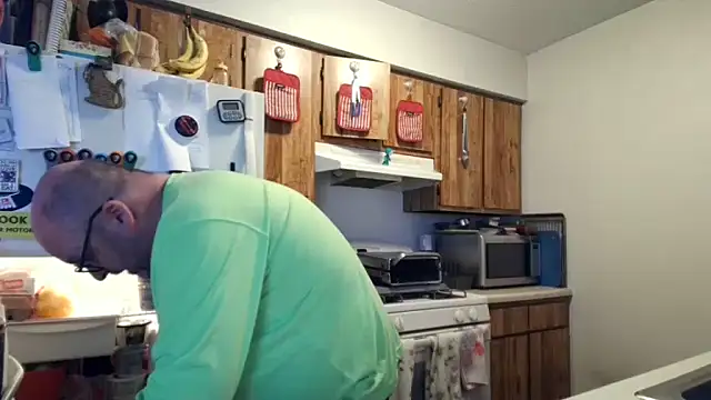 Snapshot of Ursulet_US chatting on 03-19-26, 05:06 Ursulet US online show from 03-19-26, 05:06