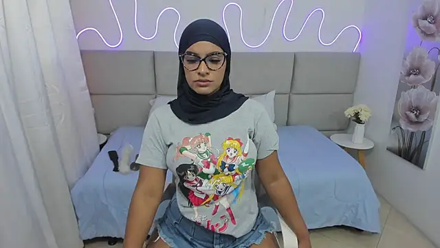 nashiira  online show from 01-23-25, 07:18