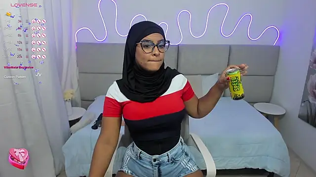 nashiira  online show from 02-20-25, 07:30