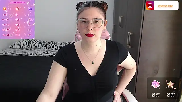 Snapshot of xxbbtaa chatting on 12-12-24, 07:59 xxbbtaa online show from 12-12-24, 07:59