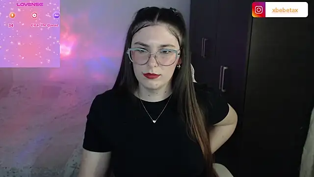 Snapshot of xxbbtaa chatting on 01-19-25, 02:15 xxbbtaa online show from 01-19-25, 02:15